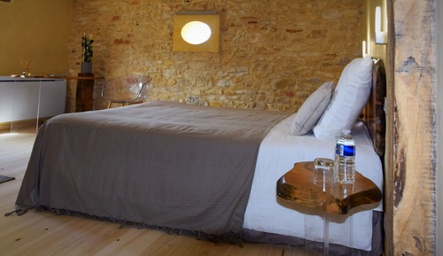 Double Room, 1 King Bed