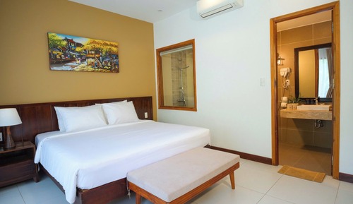 Family Suite, 2 Bedrooms, Pool View, Poolside