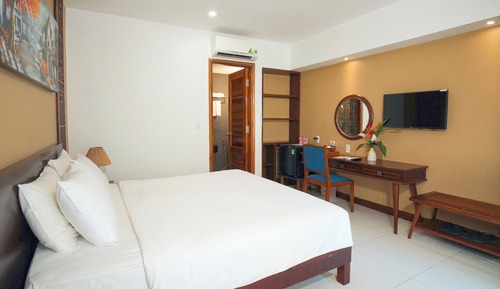 Superior Double or Twin Room, Garden View