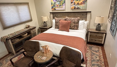 Deluxe Room, 1 King Bed (Sonoran)