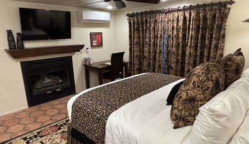Deluxe Room, 1 King Bed (Serena Vista) 