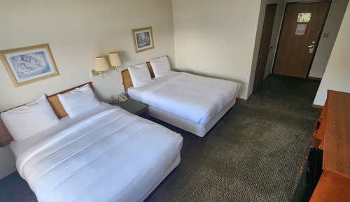 Double Room, 2 Queen Beds