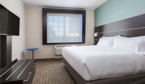 Suite, 1 Bedroom, Roll-in Shower (Roll-In Shower)