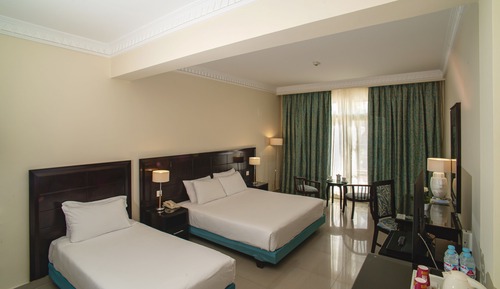 Standard Room, 3 Twin Beds, Garden View