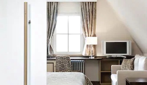 Double Room, Valley View