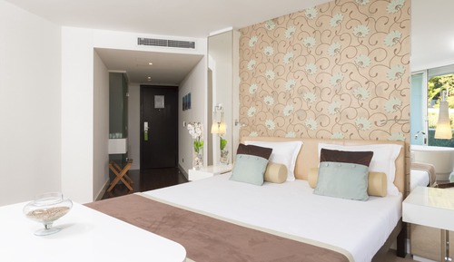 Deluxe Room, Balcony