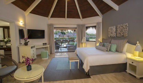 Romance Bungalow by the lake