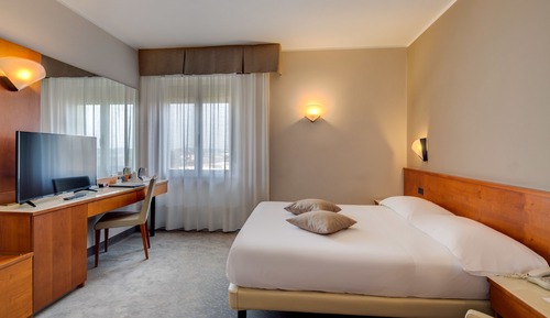 Classic Room, 1 Queen Bed