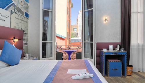 Deluxe Room, Balcony, Garden View