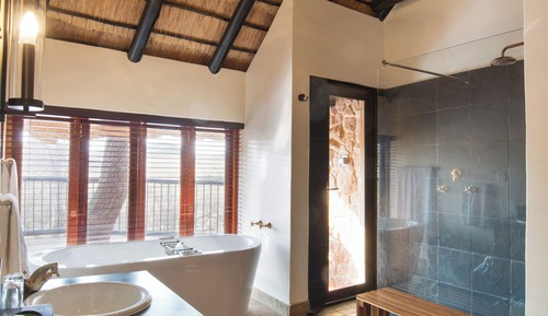 Executive Suite with King Bed