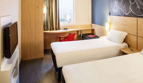 Standard Twin Room, 1 Double Bed
