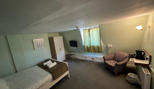Basic Double Room, 1 Double Bed