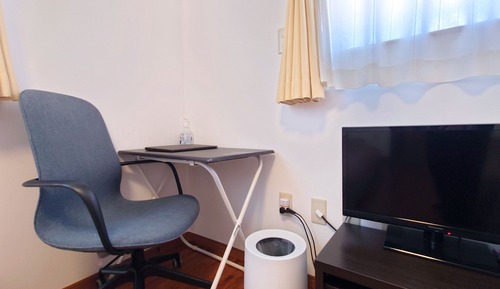 Single Room, Shared Bathroom