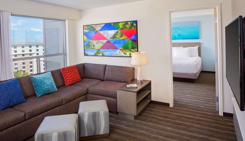 Suite, 1 Bedroom, Kitchen (2 Queen Beds with Sofa Bed)