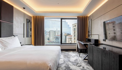Deluxe Room, 1 King Bed