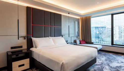 Family Room, 1 King Bed, Connecting Rooms