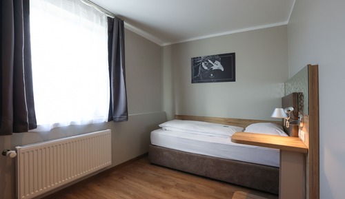Standard Single Room