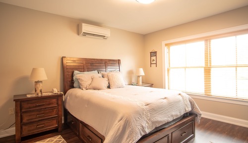 Premium Single Room, 1 Queen Bed, Mountainside (1303A)
