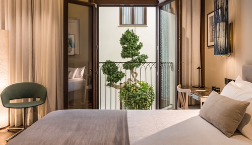 Double Standard Patio - SPA access