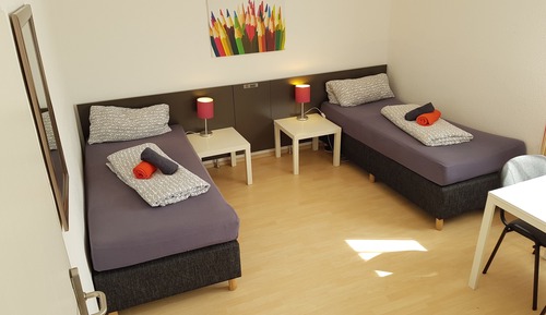 Apartment, 3 Twin Beds, Shared Bathroom