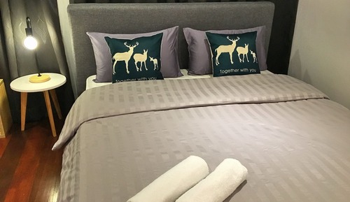 Room, 2 Bedrooms