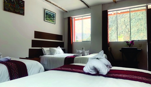 Panoramic Room, Multiple Beds, Mountain View