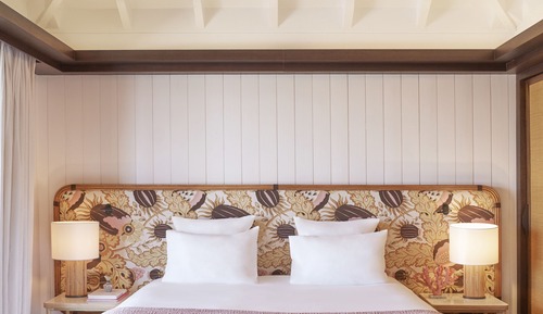 Deluxe Suite, Sea View (Pool)