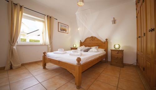 Villa (5 Bedrooms)