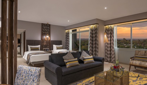 Executive Suite, 2 Twin Beds, Kitchenette