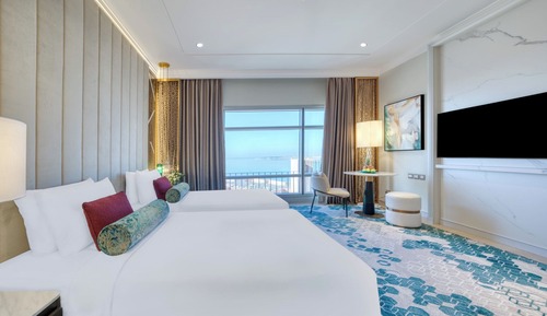 Suite, 1 King Bed, Sea View