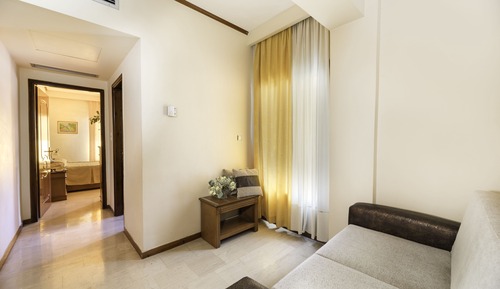 Junior Suite (Meteora View)