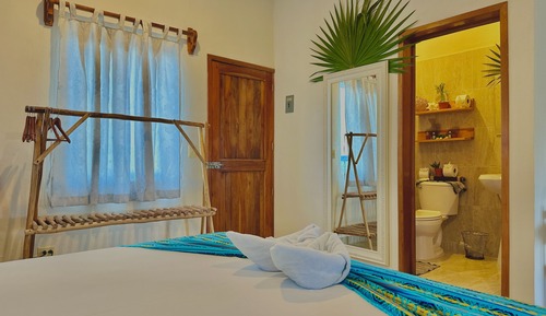 Junior Double Room, 1 King Bed