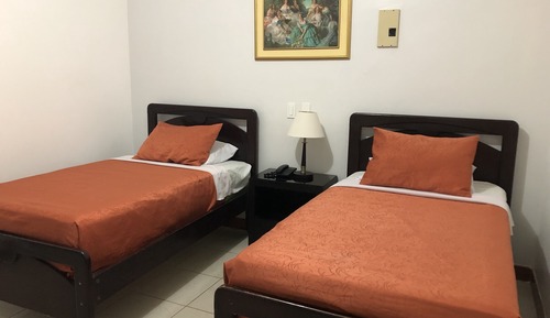 Standard Twin Room, Multiple Beds