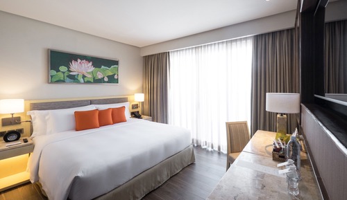 Deluxe Room, 1 King Bed, Sea View