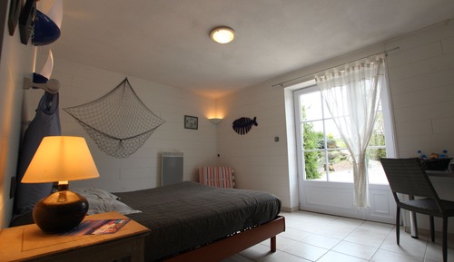 Room (Mer)