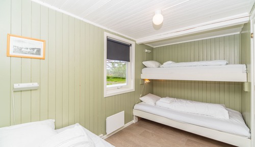 Traditional Apartment, Multiple Beds, Non Smoking, Resort View