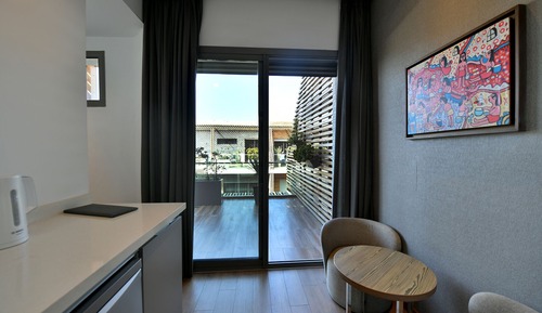 Luxury Studio, 1 King Bed