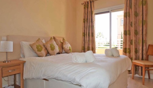Apartment (2 Bedrooms)