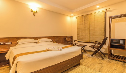 Deluxe Studio Suite, Garden View