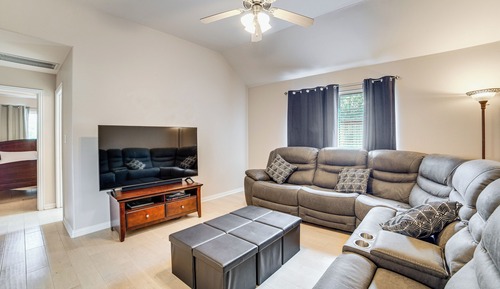 House (4 Bedrooms)