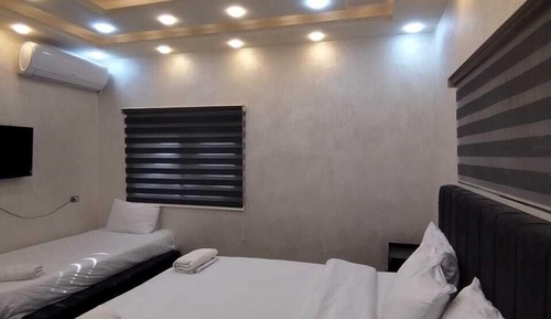 Comfort Triple Room, City View