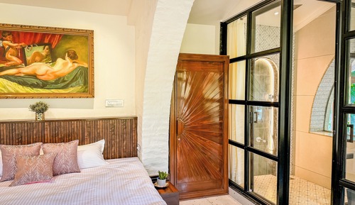 4 BHK Arches