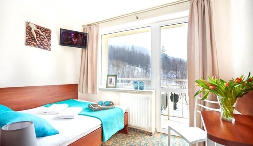 Economy Double Room, Balcony, Garden View