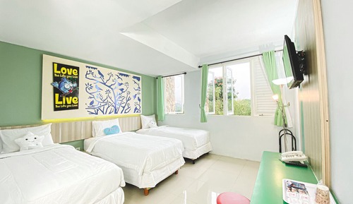 Deluxe Triple Room