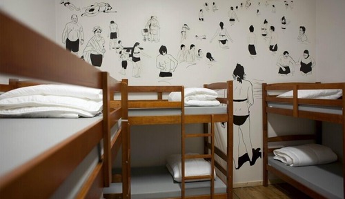 Shared Dormitory, Women only, Shared Bathroom (6 beds)