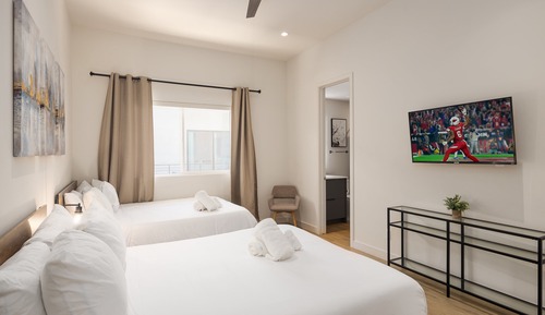 House (2 Bedrooms)