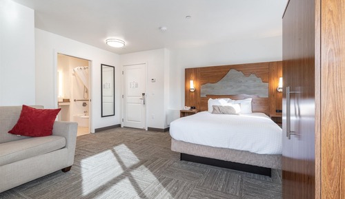 Standard Room, 1 Queen Bed, Accessible, Refrigerator & Microwave (with Sofabed)