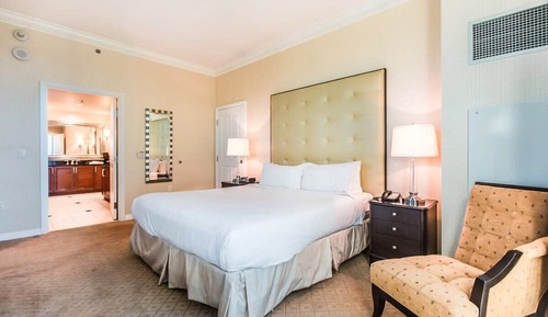 Suite, 1 Bedroom, Balcony, City View