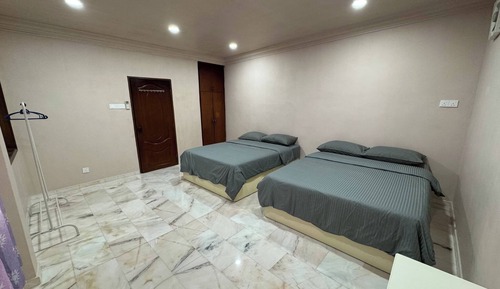House, 4 Bedrooms