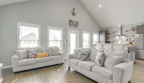 House (2 Bedrooms)